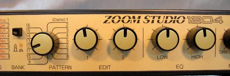Image sur Zoom 1204 Multi-Effects Box