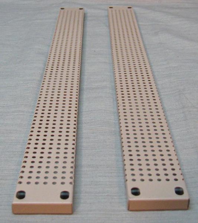 Afbeelding van Rack Blank 1RU, Vented, Grey