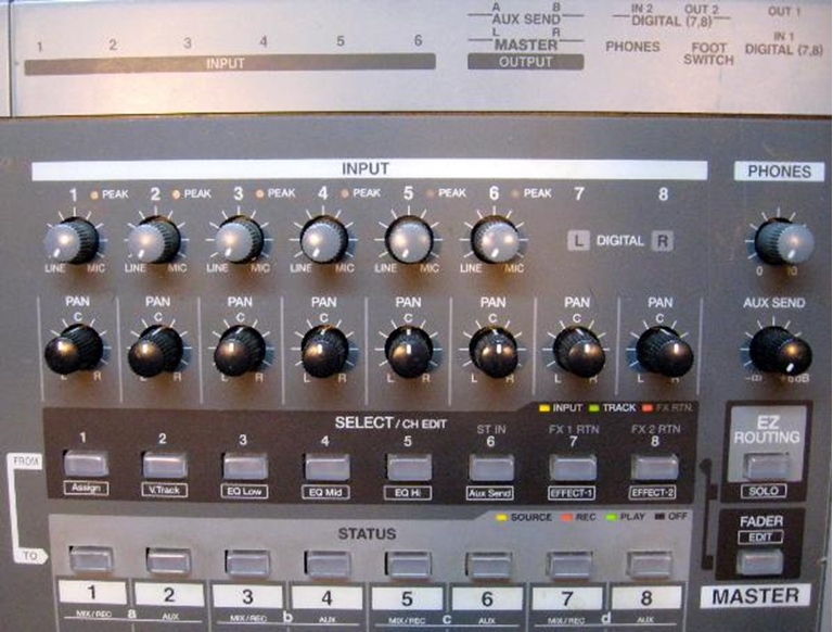 Image sur Roland VS-880EX Workstation For REPAIR.
