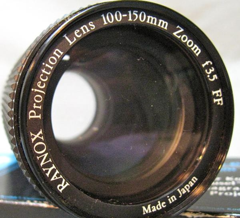 Image sur Raynox 100-150mm (4"-6") Zoom lens, f3.5 FF