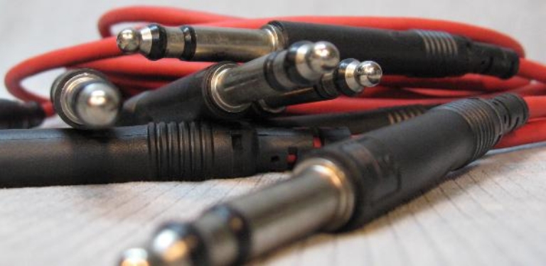 Image sur ADC 6', 1/4" Nickel, Red TRS Longframe Patch Cable  SOLD OUT