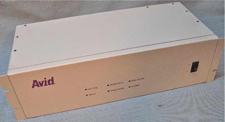 Afbeelding van AVID Breakout box Part# 0020-00365-01