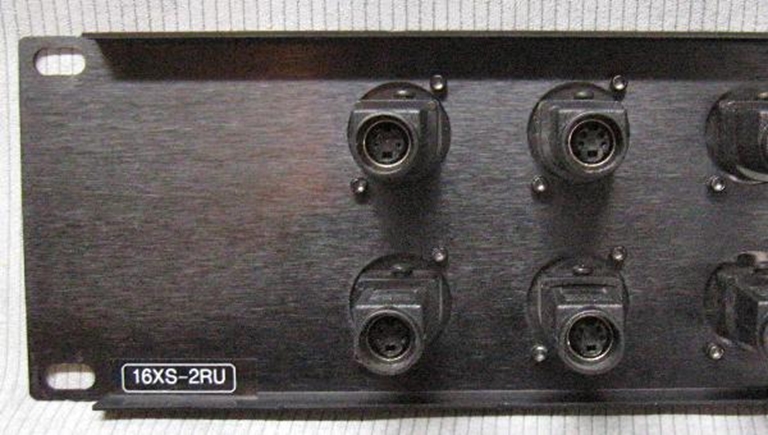 Image sur TecNec SVideo patch panel,16XS-2RU 