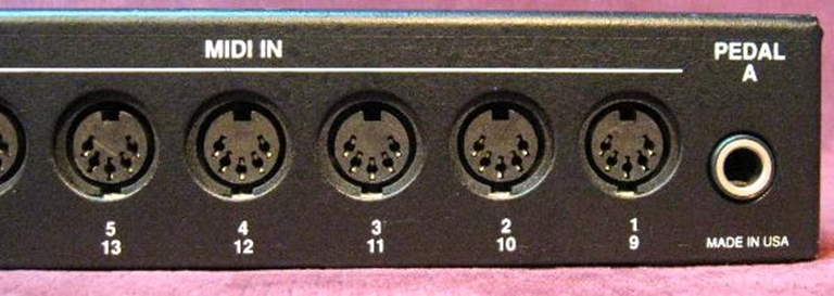 Afbeelding van Mark Of The Unicorn (MOTU) MIDI Time Piece II
