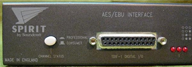 Image sur Spirit by Soundcraft AES/EBU Interface