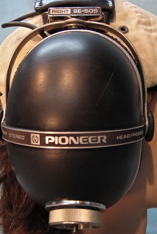 Afbeelding van Pioneer SE-505 Stereo Headphones, 2/2