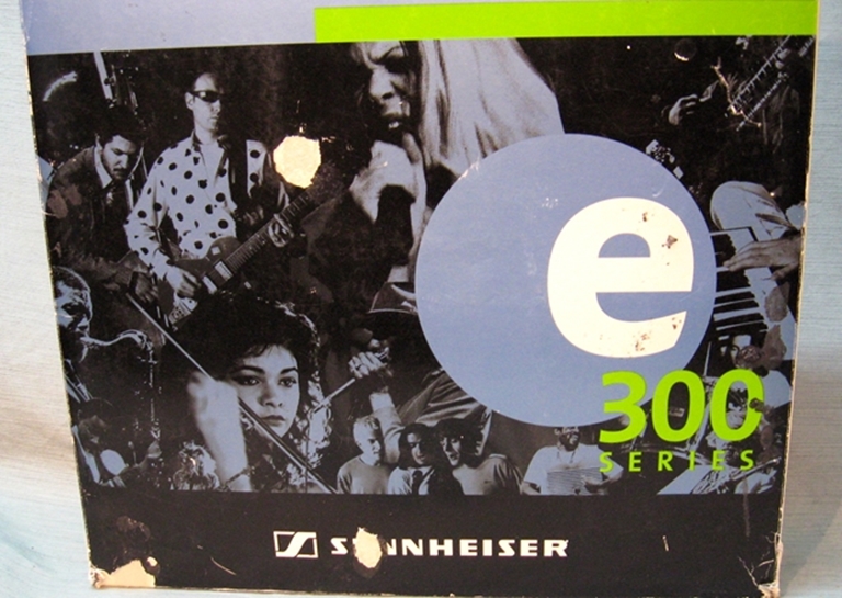 Picture of Sennheiser EW322 Wireless Package