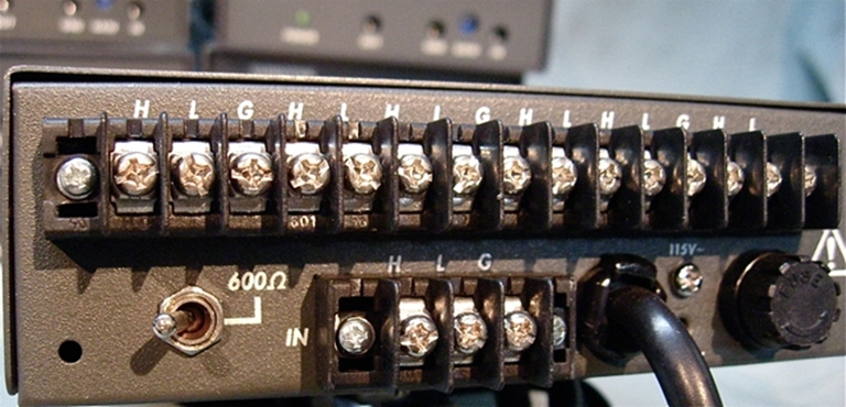 Image sur Videotek ADA-16 Audio DA
