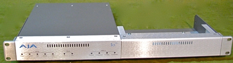 Image sur Aja Io LA, Video Capture Breakout Boxes.  Call for Close Out Pricing!
