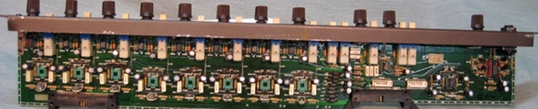 Image sur Soundcraft 800B 8014 Aux Module Strip
