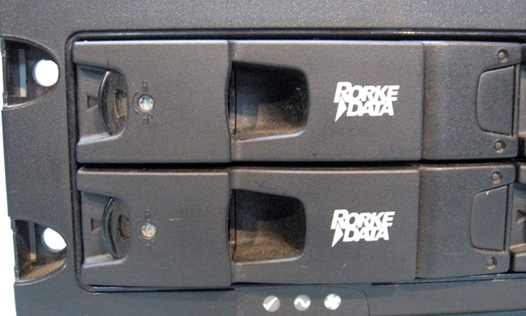 Afbeelding van Rorke Data Media Dock Ultra 320 Frame w 8 removable drives