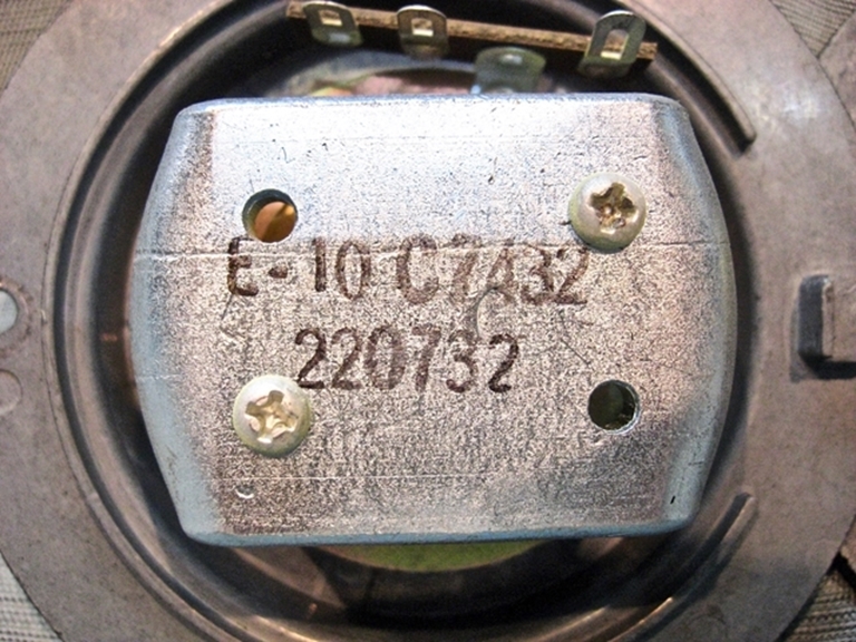 Image sur Jensen E-10 C7432 Sono-Dome Ultra-Tweeter Pair.