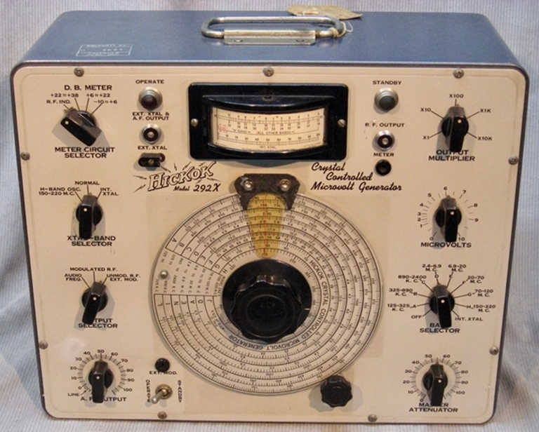 Afbeelding van Hickok 292X Crystal Controlled Microvolt Generator.SOLD.