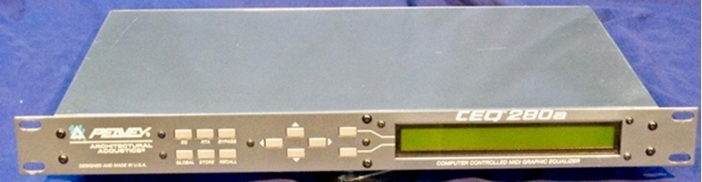 Afbeelding van Peavy CEQ280a for PA or Instrument use.