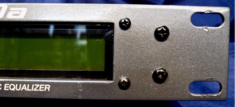 Afbeelding van Peavy CEQ280a for PA or Instrument use.
