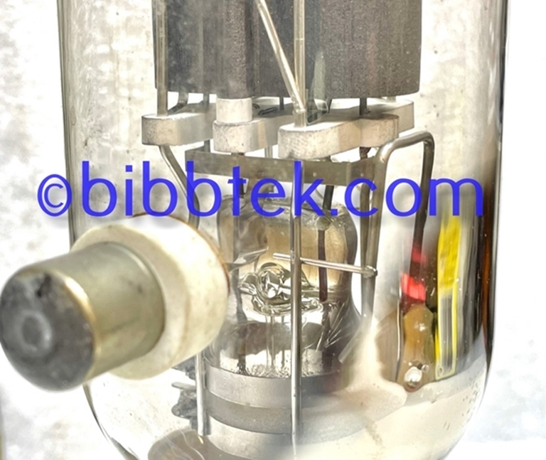 Afbeelding van RCA 810 vacuum tube, Unboxed, Untested, NOS.