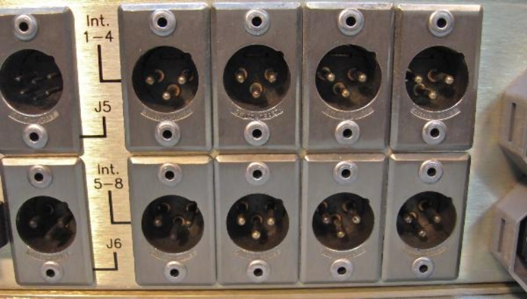 Image sur Clearcom MS-808A Main Station.  Closeout price, $225.