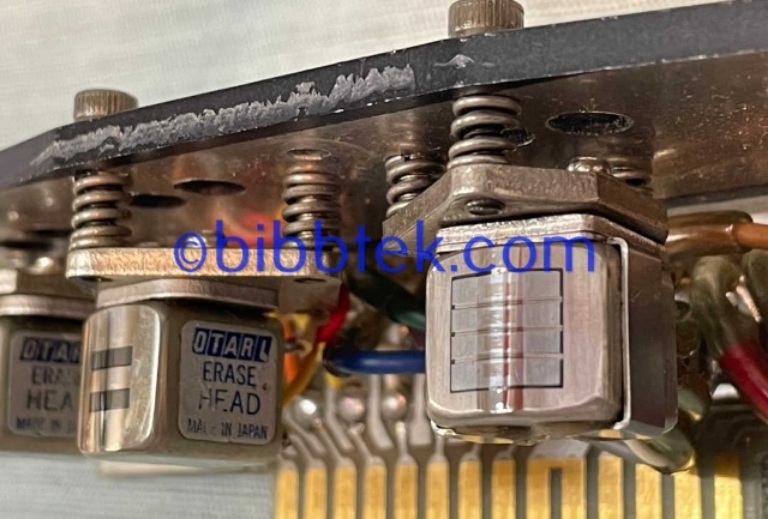 Image sur Otari 4 track .250" head assembly for MX5050BQ II  4 track machines.