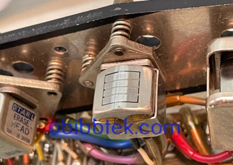 Image sur Otari 4 track .250" head assembly for MX5050BQ II  4 track machines.