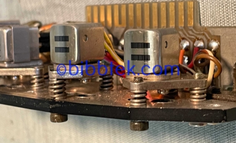 Image sur Otari 4 track .250" head assembly for MX5050BQ II  4 track machines.