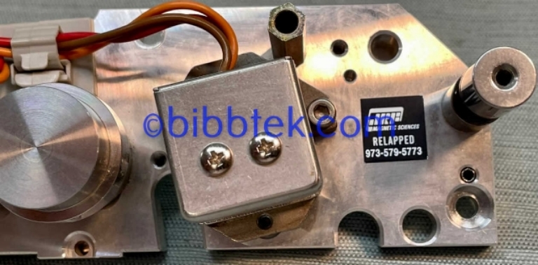 Image sur Otari 2 track .250" head assembly for Otari MX-55 machines.